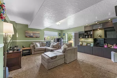 237 E 1640 N, Pleasant Grove, UT 84062 - Photo 18