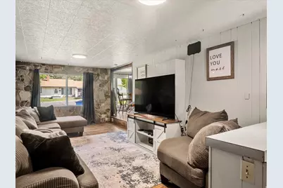 1327 Hudson, Ogden, UT 84404 - Photo 6