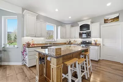 5462 E 2575 N, Eden, UT 84310 - Photo 18
