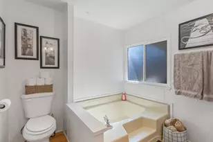 1602 Indian Summer Dr, Salt Lake City, UT 84116 - Photo 14