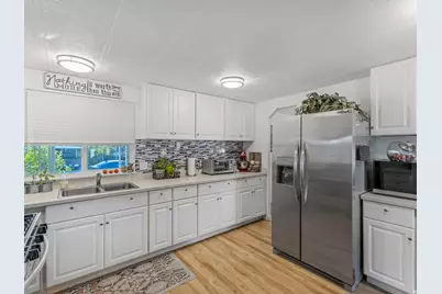 1602 Indian Summer Dr, Salt Lake City, UT 84116 - Photo 6