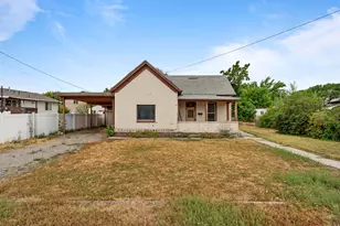 37 W 200 S, Lehi, UT 84043 - Photo 2