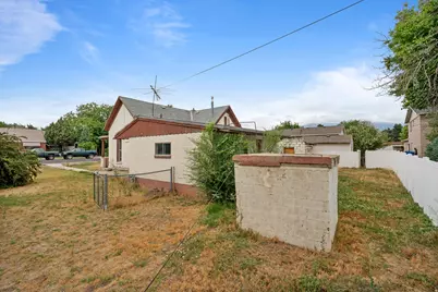 37 W 200 S, Lehi, UT 84043 - Photo 8