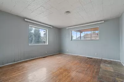 37 W 200 S, Lehi, UT 84043 - Photo 12