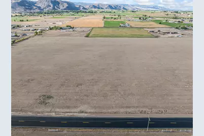 700 E 1400 S #3, Elsinore, UT 84724 - Photo 14