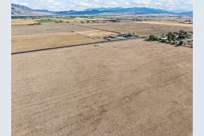 700 E 1400 S #3, Elsinore, UT 84724 - Photo 6