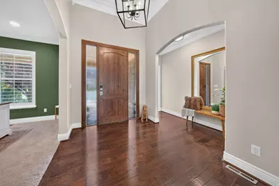 6640 W 9500 N, Highland, UT 84003 - Photo 4