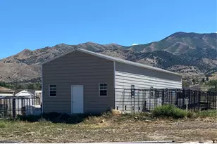 395 W Walk St, Stockton, UT 84071 - Photo 4