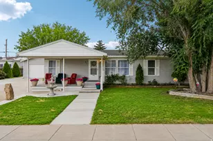 459 W Richard St, Grantsville, UT 84029 - Photo 2