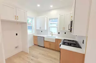 139 S Dooley Ct, Salt Lake City, UT 84102 - Photo 8