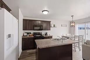 2444 S Andover St, West Haven, UT 84401 - Photo 10