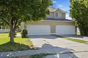 544 Pine Cone Way, Ogden, UT 84404 - Photo 1