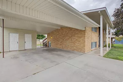 626 S 400 E #A-B, Payson, UT 84651 - Photo 4