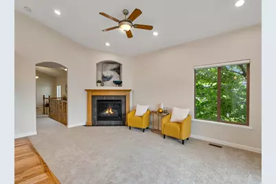 263 Edgemont Dr, North Salt Lake, UT 84054 - Photo 4