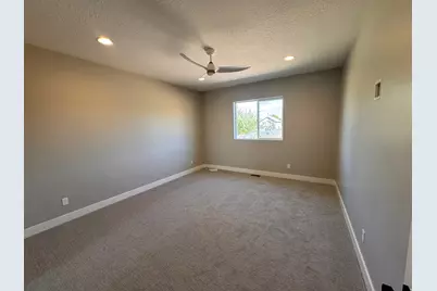 3402 W 900 N #132, Layton, UT 84041 - Photo 8