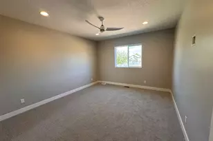 3402 W 900 N, Layton, UT 84041 - Photo 8