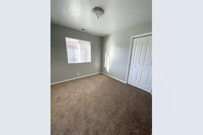 5634 S 1150 W, Riverdale, UT 84405 - Photo 10