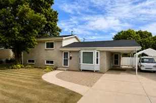 1096 E 5190 S, Murray, UT 84117 - Photo 1