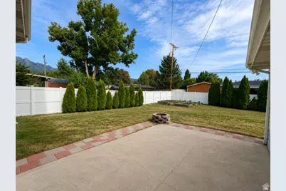 1096 E 5190 S, Murray, UT 84117 - Photo 2