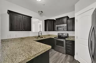 1849 N Crest Rd E, Saratoga Springs, UT 84045 - Photo 8
