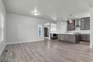 5329 W Copper Needle Way, South Jordan, UT 84009 - Photo 8