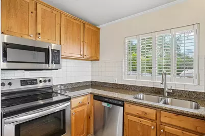 1865 S Foothill Dr, Salt Lake City, UT 84108 - Photo 10
