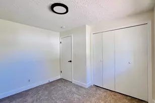 314 W Center St, Bountiful, UT 84010 - Photo 12