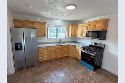 8395 W Herzog Ave, Magna, UT 84044 - Photo 4