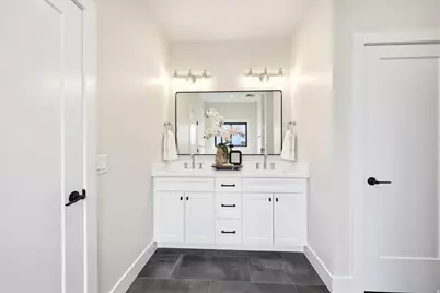 134 S Chamberlain St, Mapleton, UT 84664 - Photo 18