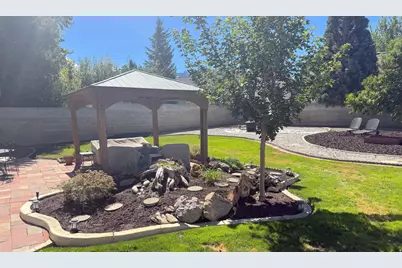 1366 E Greenfield Ave, Murray, UT 84121 - Photo 4