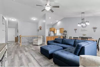7555 N Pinecone Rd, Eagle Mountain, UT 84005 - Photo 8