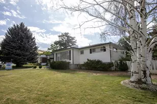 644 Crestwood Cir, Bountiful, UT 84010 - Photo 2