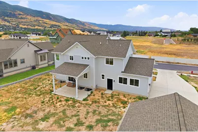 554 W Cottle Ln LOT #5, Farmington, UT 84025 - Photo 4