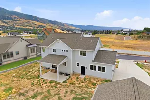 554 W Cottle Ln, Farmington, UT 84025 - Photo 4