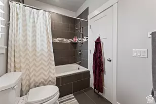 614 W Regent Garden Ln, Bluffdale, UT 84065 - Photo 16