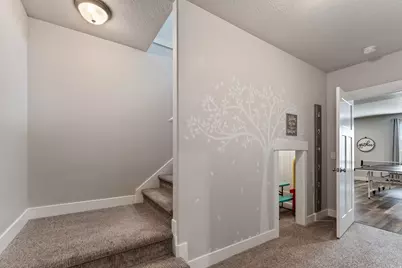 614 W Regent Garden Ln, Bluffdale, UT 84065 - Photo 24