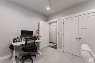 614 W Regent Garden Ln, Bluffdale, UT 84065 - Photo 30