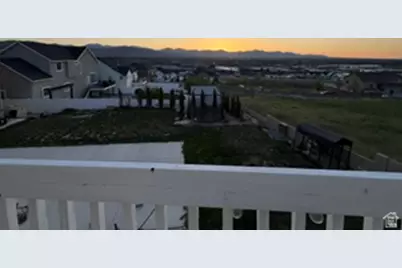 614 W Regent Garden Ln, Bluffdale, UT 84065 - Photo 48