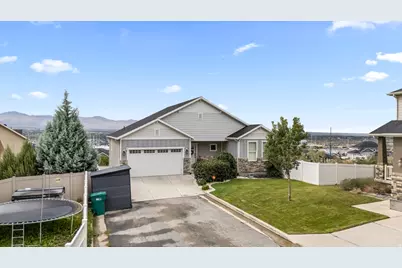 614 W Regent Garden Ln, Bluffdale, UT 84065 - Photo 40