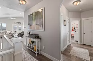 614 W Regent Garden Ln, Bluffdale, UT 84065 - Photo 16