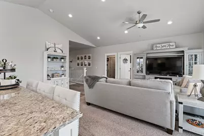 614 W Regent Garden Ln, Bluffdale, UT 84065 - Photo 8