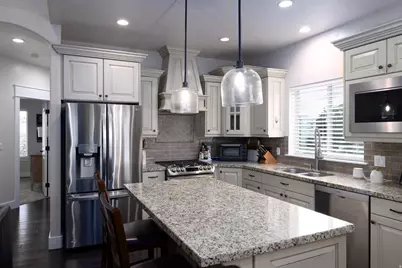 1623 W Hunters Cir, South Jordan, UT 84095 - Photo 8