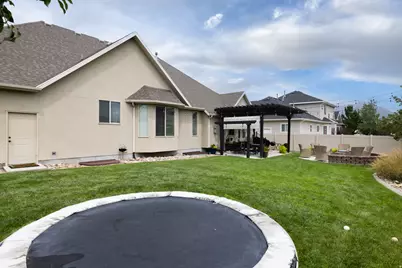 1623 W Hunters Cir, South Jordan, UT 84095 - Photo 34