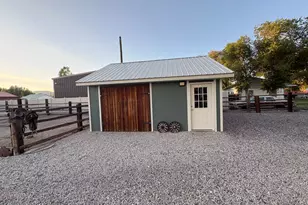 75 E 500 S, Redmond, UT 84652 - Photo 24
