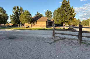 75 E 500 S, Redmond, UT 84652 - Photo 32