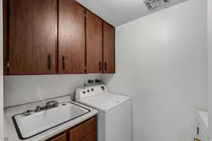 1190 E 2700 S, Salt Lake City, UT 84106 - Photo 12