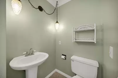 1714 N 1600 E, Logan, UT 84341 - Photo 16