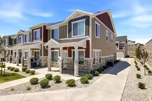 3102 N 1675 E, Layton, UT 84040 - Photo 2