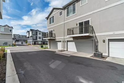 1896 S 1030 W #412, Orem, UT 84057 - Photo 8