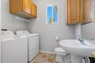 4883 W Skye Dr, South Jordan, UT 84009 - Photo 16